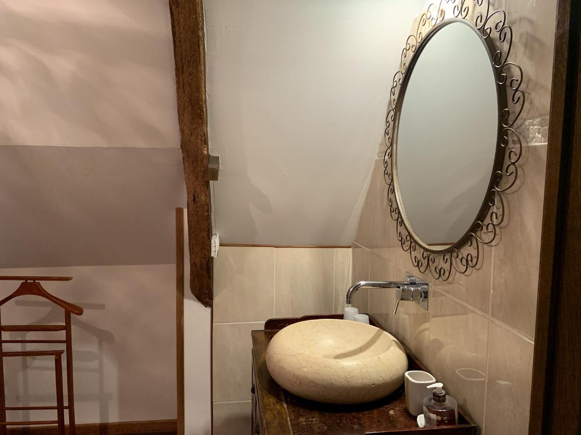 Le Clos Des Tilleuls D Day Home, Chambres D'Hotes, Suite Avec Sauna Privatif, Suite Avec Balneotherapie Privative, En Supplement Option Spa Bain A Remous La Vendelée Εξωτερικό φωτογραφία