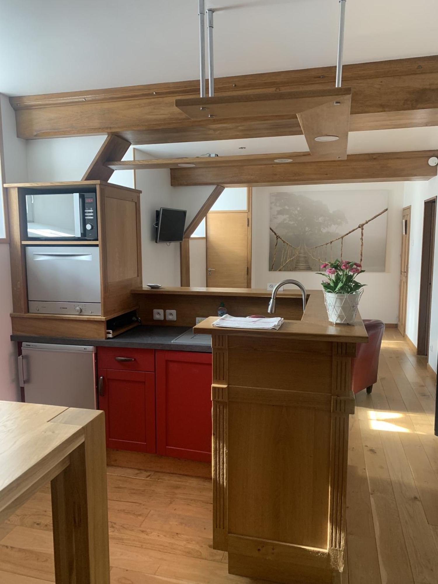 Le Clos Des Tilleuls D Day Home, Chambres D'Hotes, Suite Avec Sauna Privatif, Suite Avec Balneotherapie Privative, En Supplement Option Spa Bain A Remous La Vendelée Εξωτερικό φωτογραφία